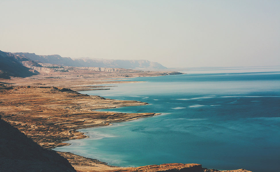 Dead sea shore and cliffs 