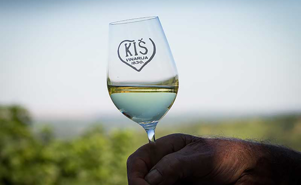 Vinska čaša vinarije Kiš