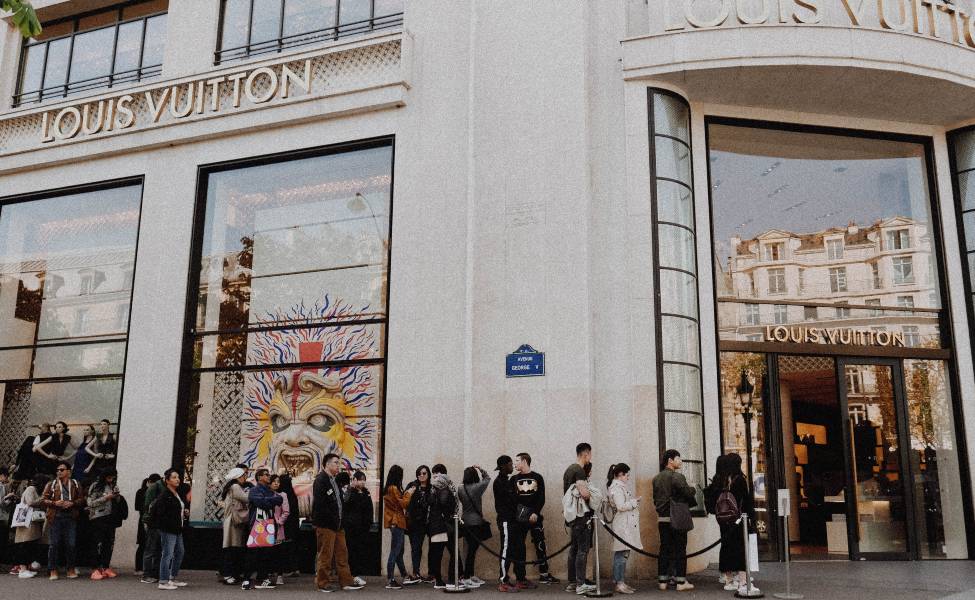 Luxury store in Paris 