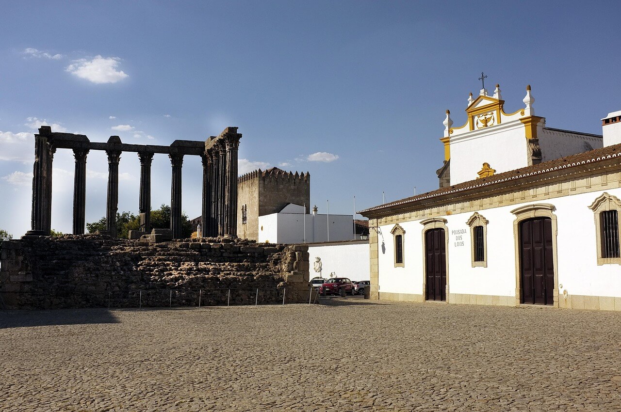 Evora District