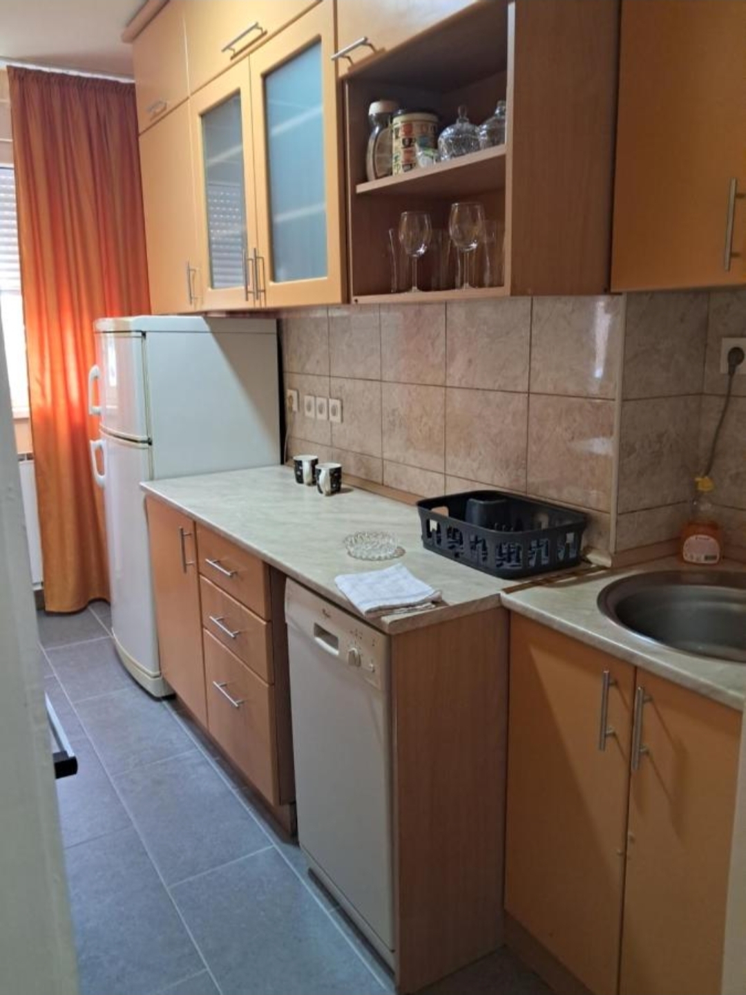 Apartman 2E