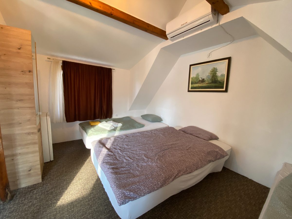 Ark Liberland Cottage 2