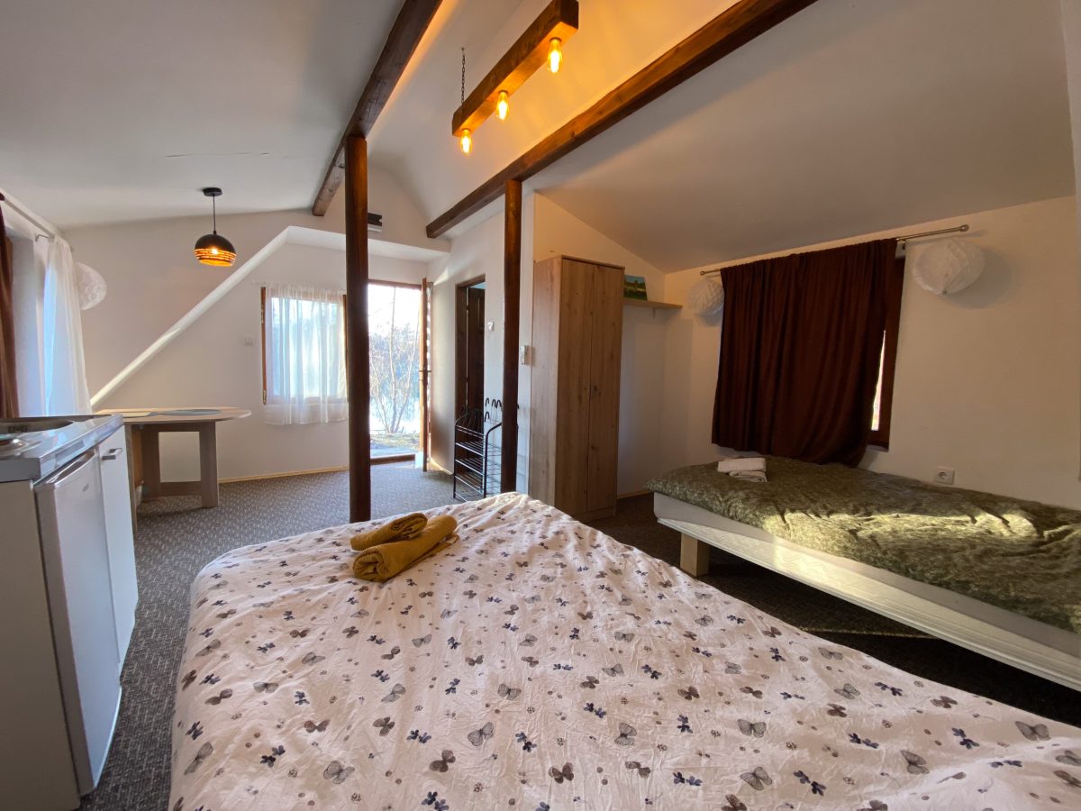 Ark Liberland Cottage 2