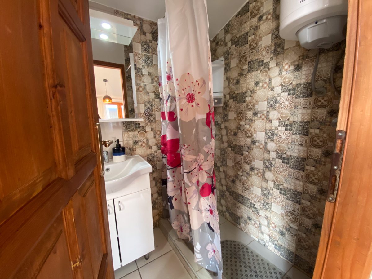 Ark Liberland Cottage 2