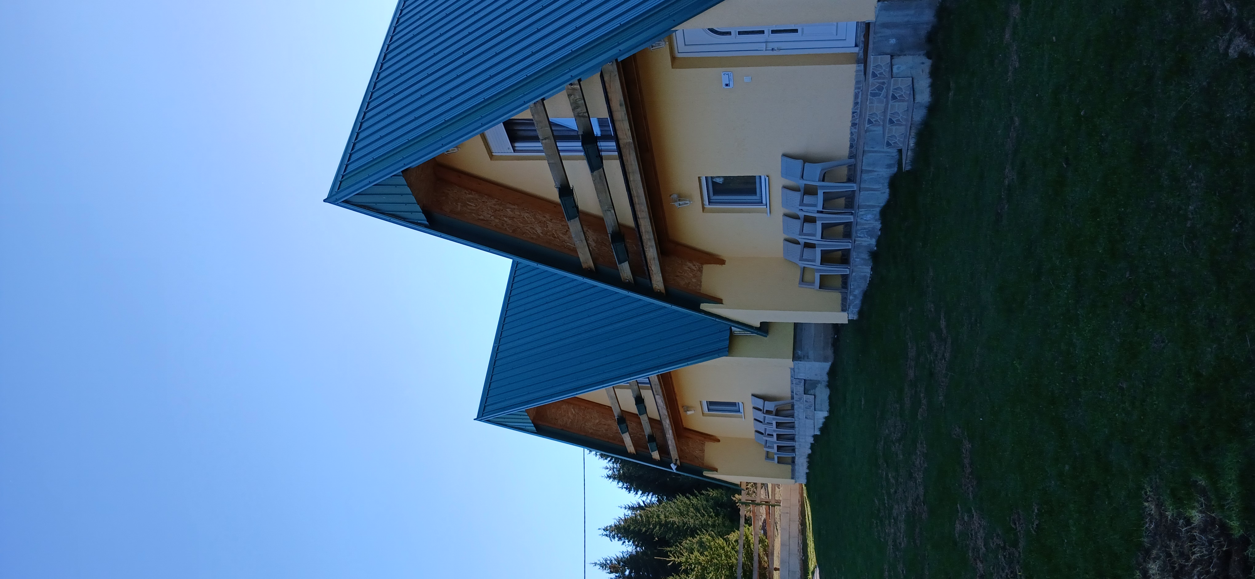 D&N place- forest house Zabljak