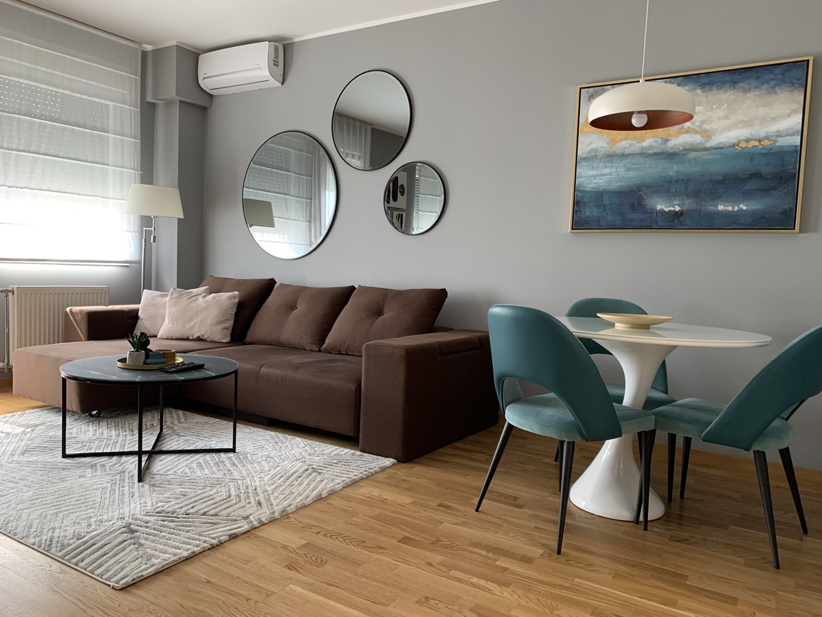 Apartment with parking