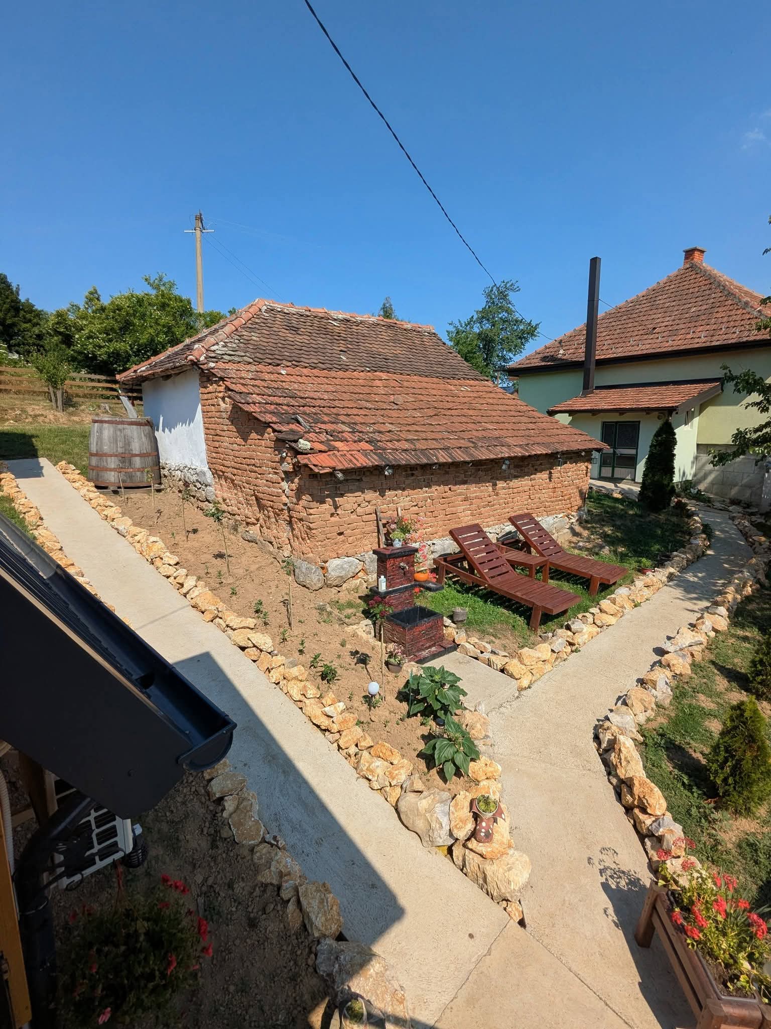 Prenoćište Lelic - brvnara