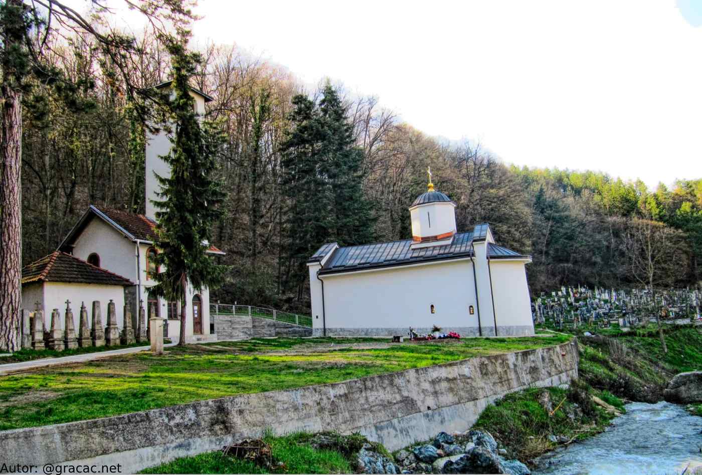 Crkva Svetog Save u Gračacu