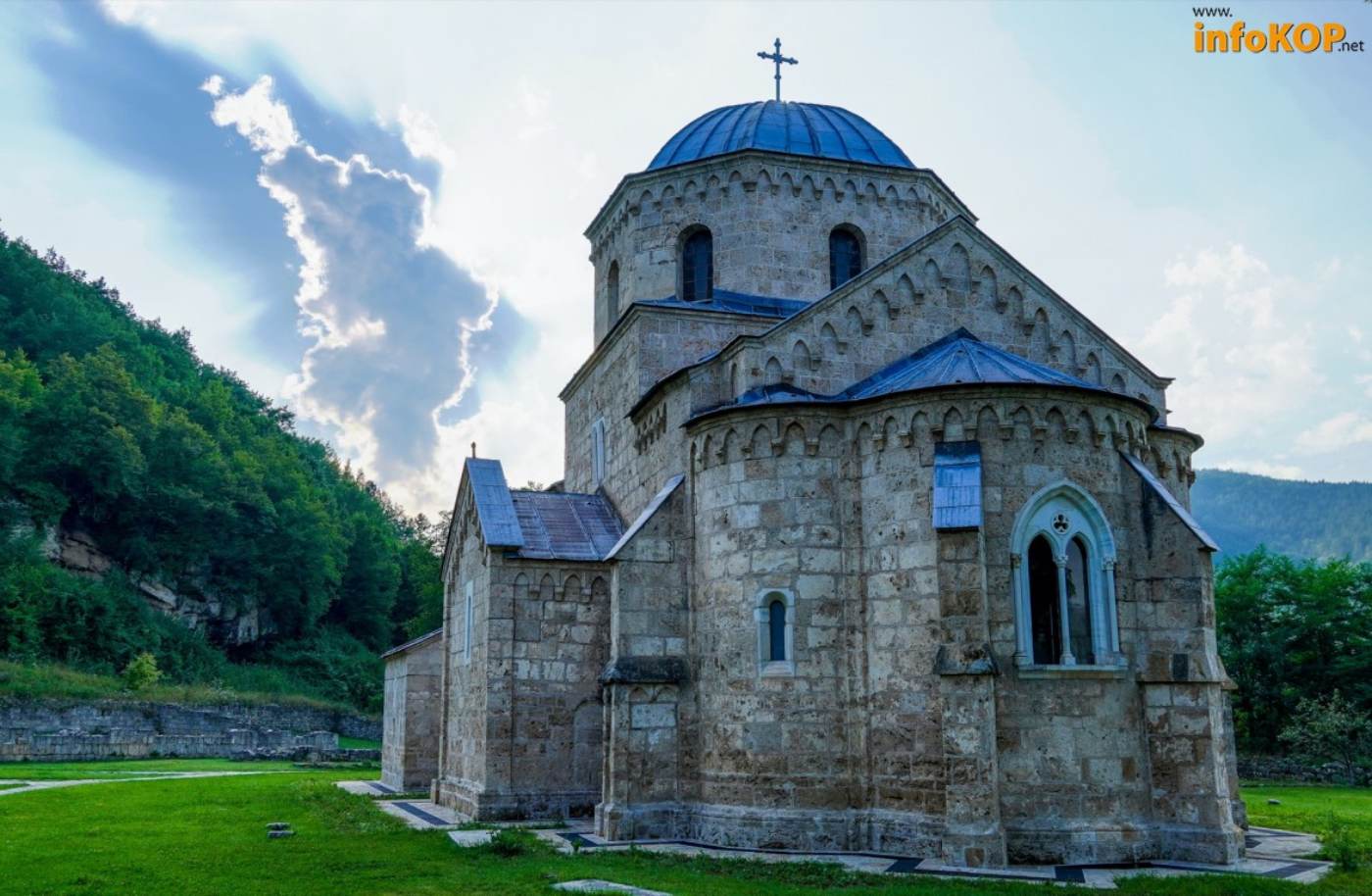 Manastir Gradac